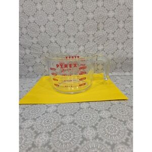Pyrex Glass Measuring Cup 4 Cup 32 oz Red Lettering Kitchen Baking Cooking